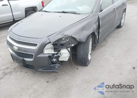 2010 Chevrolet Malibu Ls z USA, uszkodzony, nr VIN 1G1ZB5EB8AF295607